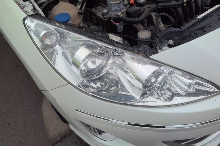 Used Peugeot 408 2013 2.0L Automatic Comfort Edition Right Front Headlight