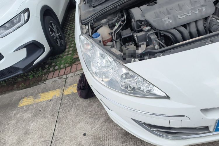 Used Peugeot 408 2013 2.0L Connected Car Luxury Edition Right Front Headlight