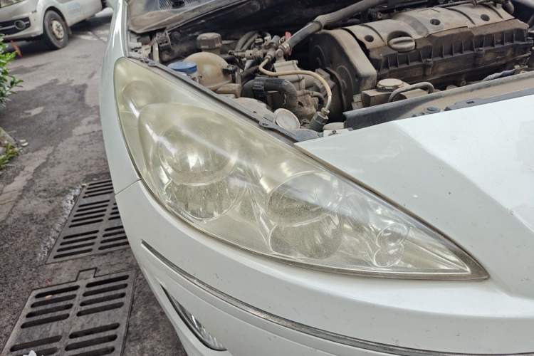Used Peugeot 408 2013 1.6L Automatic Comfort Edition Right Front Headlight