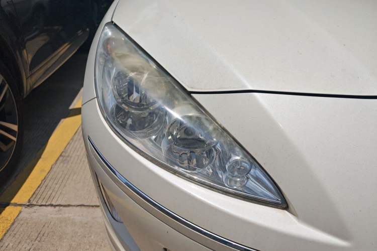 Used Peugeot 408 2013 2.0L Automatic Luxury Edition Right Front Headlight