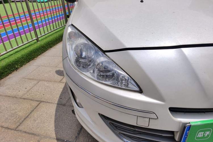 Used Peugeot 408 2013 2.0L Automatic Comfort Edition Right Front Headlight