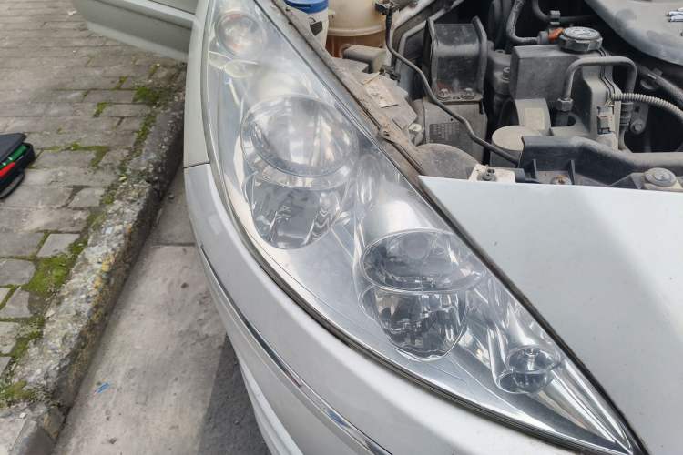 Used Peugeot 408 2013 2.0L Automatic Comfort Edition Right Front Headlight