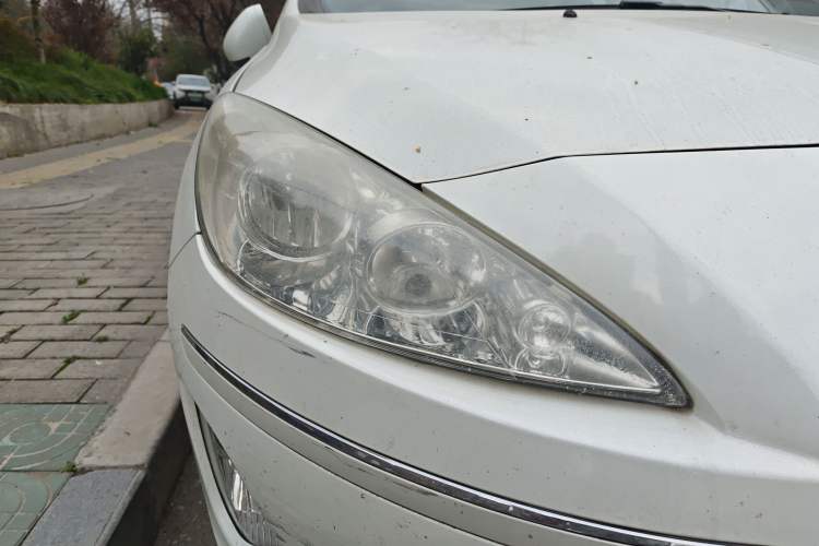 Used Peugeot 408 2013 1.6L Manual Comfort Edition Right Front Headlight