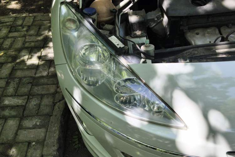 Used Peugeot 408 2013 1.6L Automatic Comfort Edition Right Front Headlight