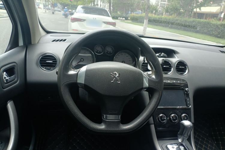 Used Peugeot 408 2013 2.0L Automatic Comfort Edition Steering Wheel