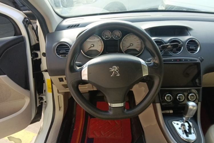 Used Peugeot 408 2013 2.0L Automatic Comfort Edition Steering Wheel