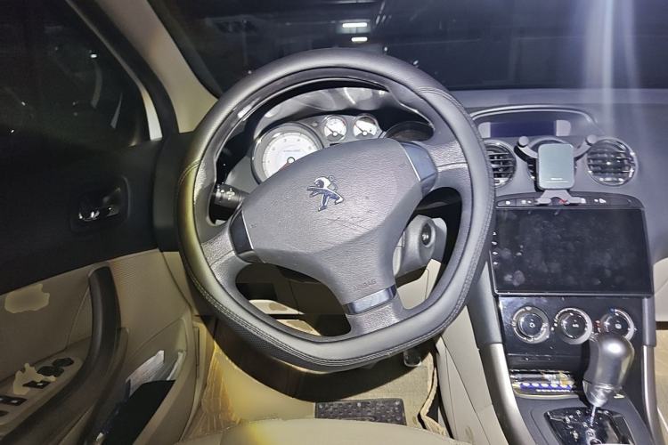 Used Peugeot 408 2013 2.0L Automatic Comfort Edition Steering Wheel