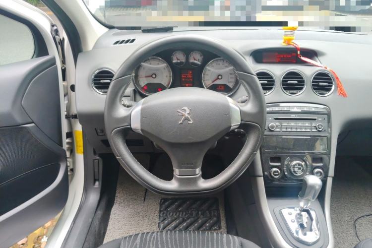 Used Peugeot 408 2013 2.0L Automatic Luxury Edition Steering Wheel
