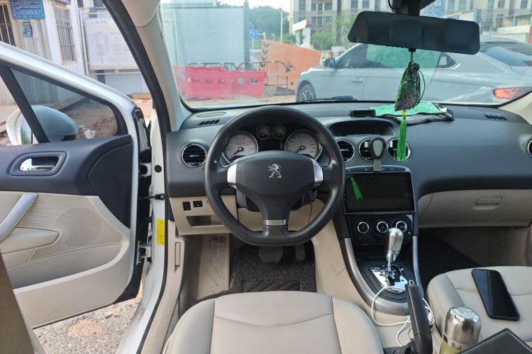 Used Peugeot 408 2013 2.0L Automatic Comfort Edition Steering Wheel