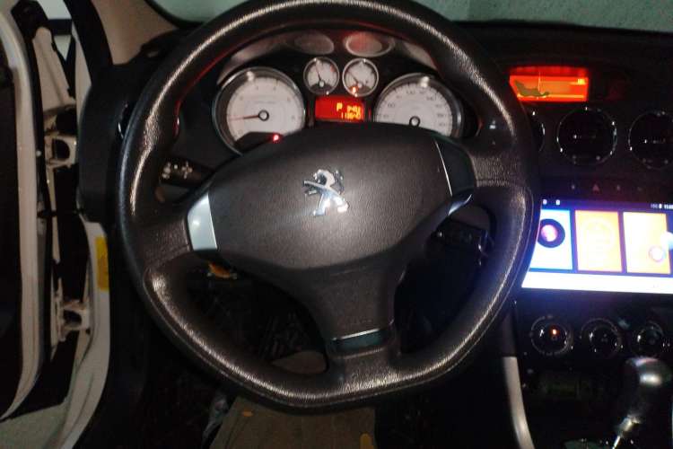 Used Peugeot 408 2013 2.0L Automatic Comfort Edition Steering Wheel