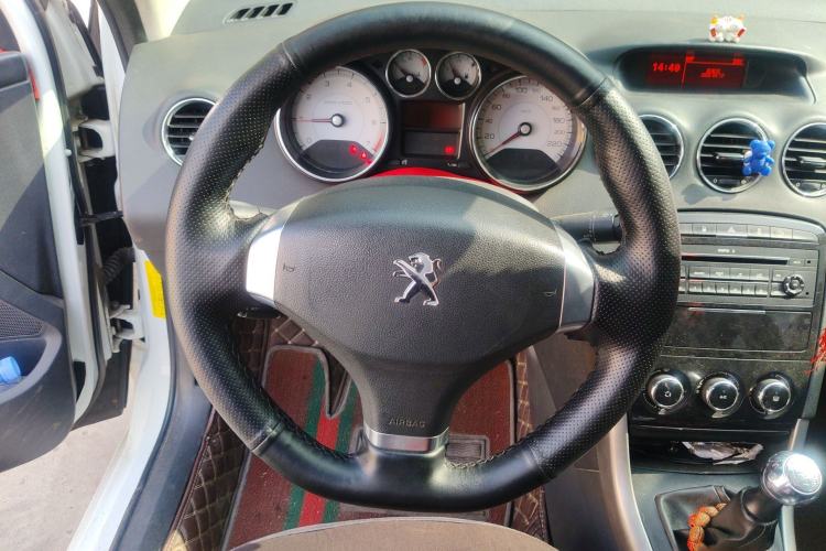 Used Peugeot 408 2013 2.0L Manual Comfort Edition Steering Wheel