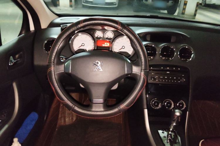 Used Peugeot 408 2013 2.0L Automatic Comfort Edition Steering Wheel