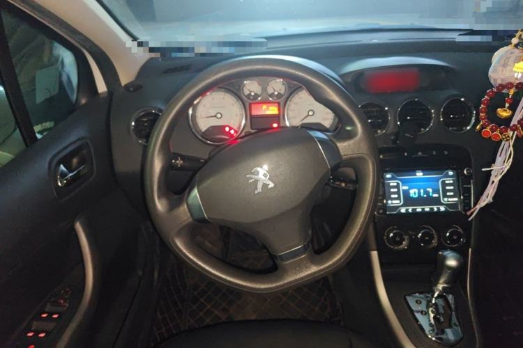 Used Peugeot 408 2013 2.0L Automatic Comfort Edition Steering Wheel
