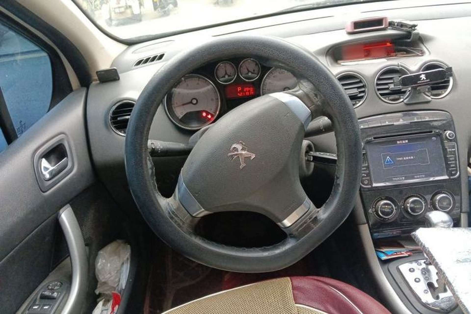 Used Peugeot 408 2013 2.0L Automatic Comfort Edition Steering Wheel