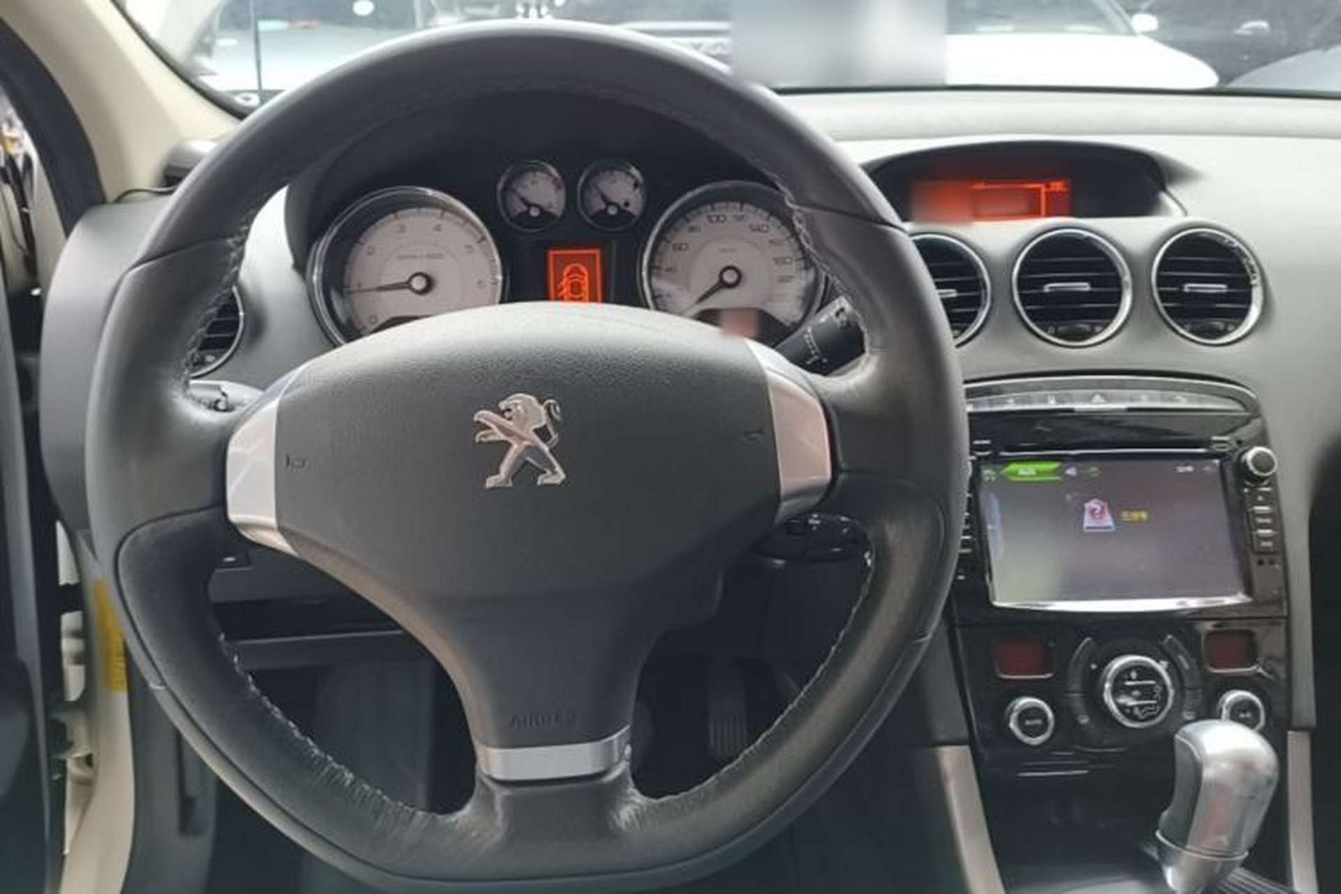 Used Peugeot 408 2013 2.0L Automatic Luxury Edition Steering Wheel