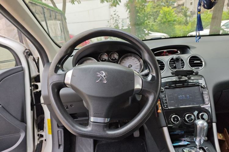 Used Peugeot 408 2013 2.0L Automatic Comfort Edition Steering Wheel