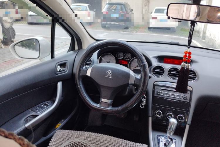 Used Peugeot 408 2013 2.0L Automatic Comfort Edition Steering Wheel