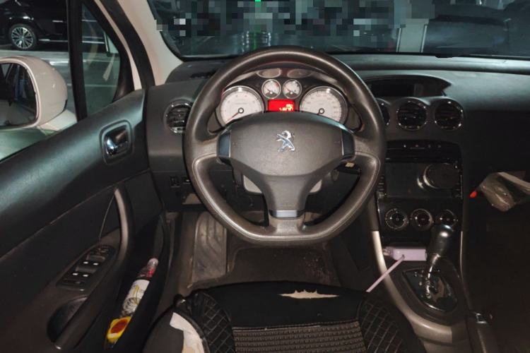 Used Peugeot 408 2013 2.0L Automatic Comfort Edition Steering Wheel