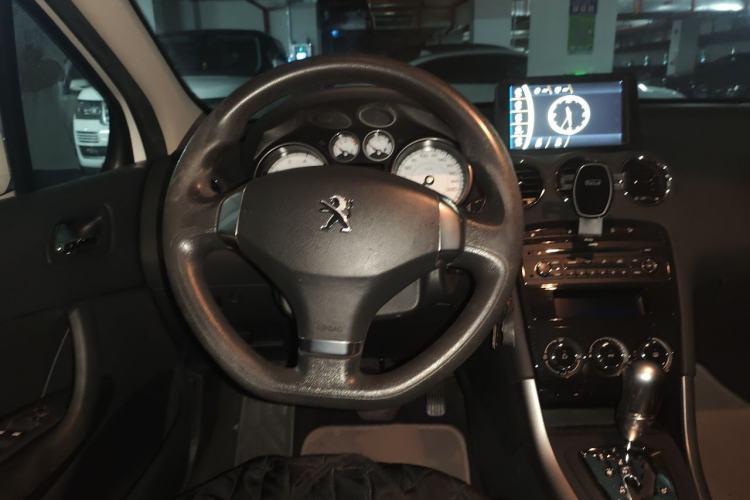 Used Peugeot 408 2013 2.0L Automatic Comfort Edition Steering Wheel