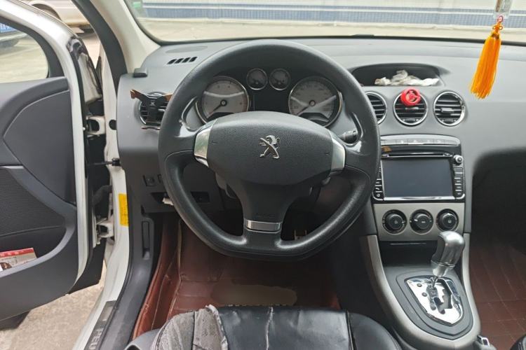Used Peugeot 408 2013 2.0L Automatic Comfort Edition Steering Wheel