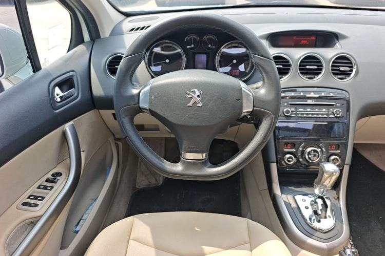 Used Peugeot 408 2013 2.0L Automatic Luxury Edition Steering Wheel