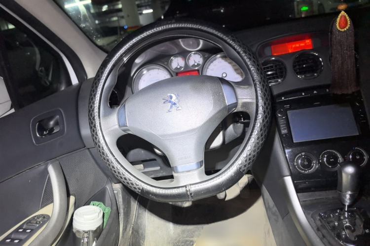 Used Peugeot 408 2013 2.0L Automatic Comfort Edition Steering Wheel