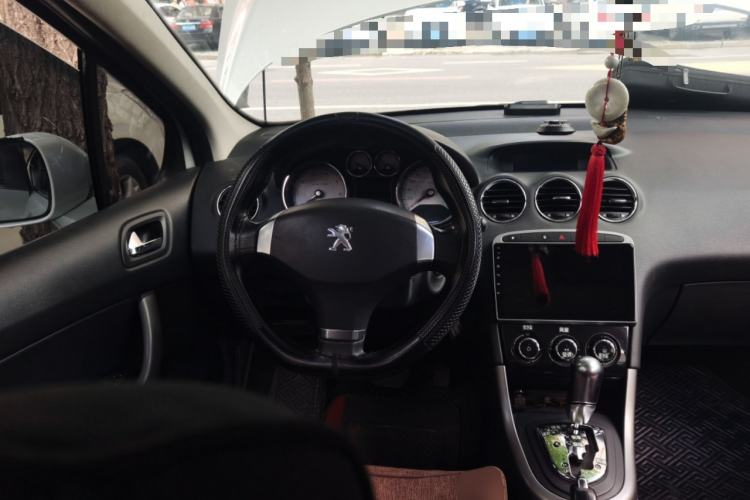 Used Peugeot 408 2013 1.6L Automatic Comfort Edition Steering Wheel