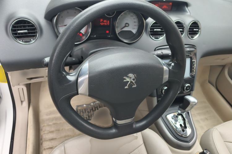 Used Peugeot 408 2013 2.0L Automatic Comfort Edition Steering Wheel