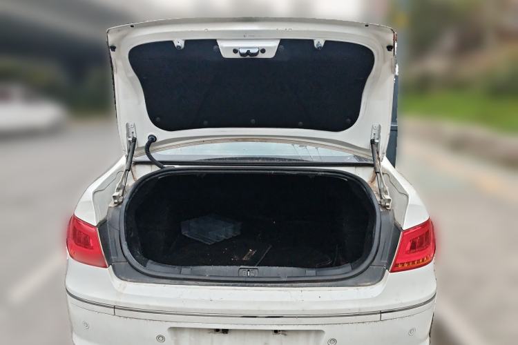 Used Peugeot 408 2013 1.6L Manual Comfort Edition Trunk