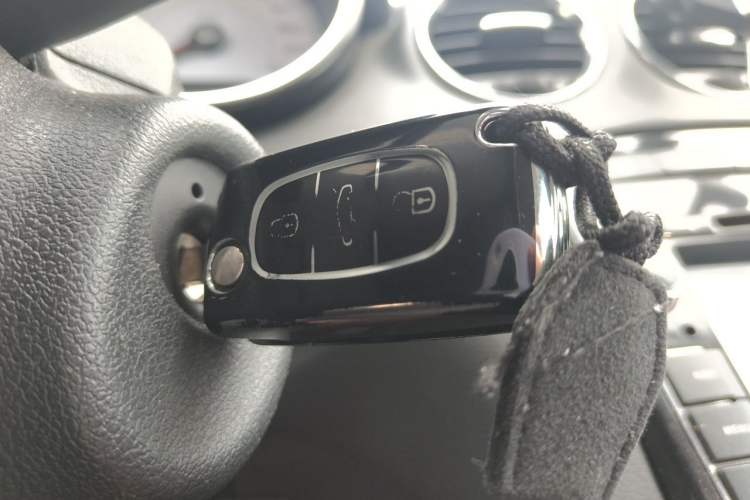 Used Peugeot 408 2013 1.6L Manual Comfort Edition Vehicle Key
