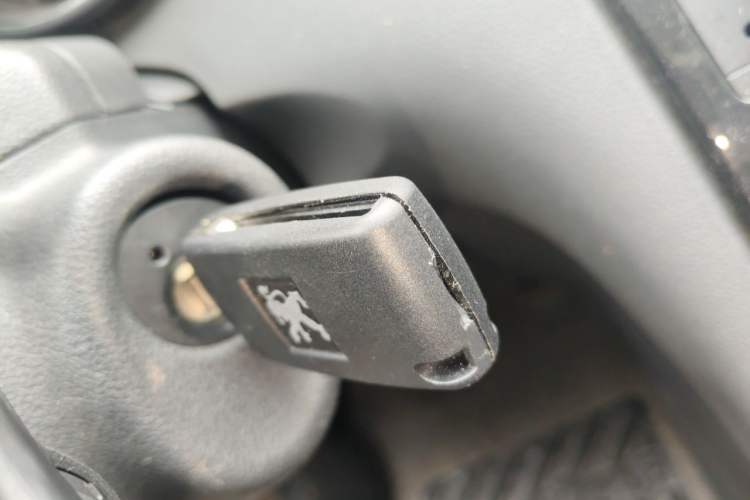 Used Peugeot 408 2013 2.0L Automatic Luxury Edition Vehicle Key