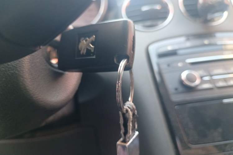 Used Peugeot 408 2013 2.0L Automatic Luxury Edition Vehicle Key