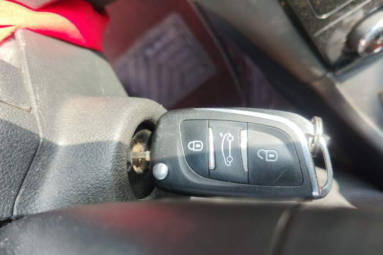 Used Peugeot 408 2013 2.0L Manual Comfort Edition Vehicle Key