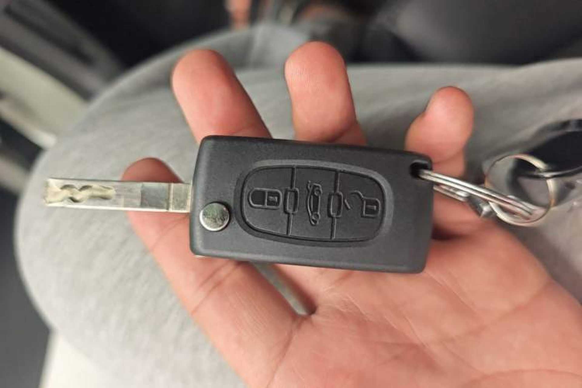 Used Peugeot 408 2013 2.0L Automatic Comfort Edition Vehicle Key