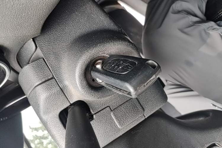 Used Peugeot 408 2013 1.6L Automatic Comfort Edition Vehicle Key