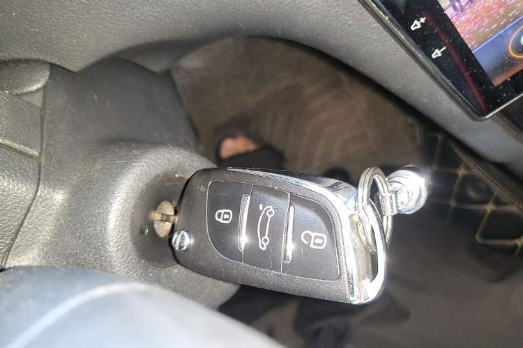 Used Peugeot 408 2013 1.6L Automatic Comfort Edition Vehicle Key