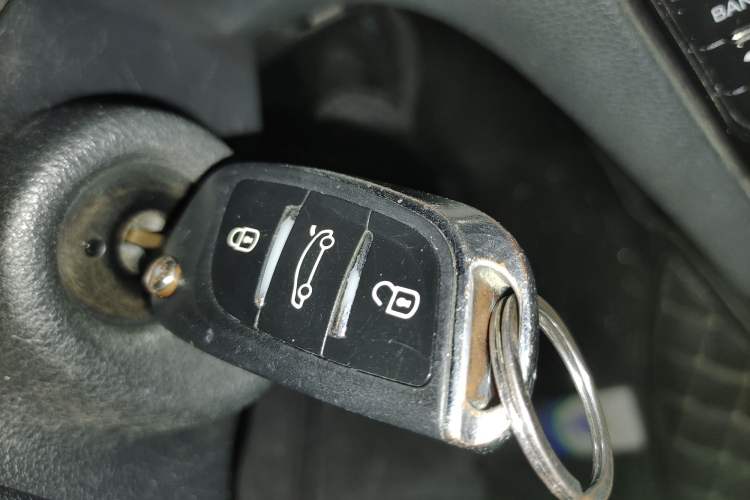 Used Peugeot 408 2013 1.6L Automatic Comfort Edition Vehicle Key