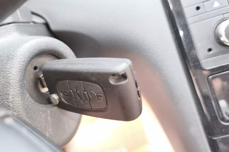 Used Peugeot 408 2013 2.0L Automatic Comfort Edition Vehicle Key