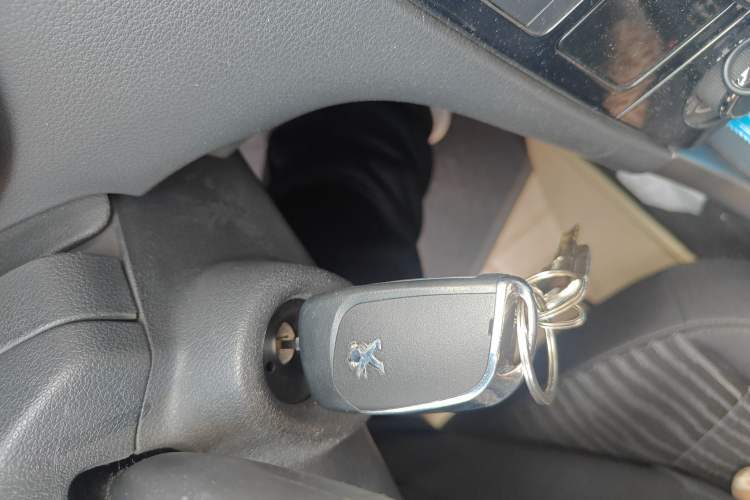 Used Peugeot 408 2013 1.6L Automatic Comfort Edition Vehicle Key