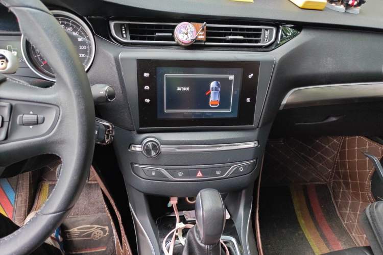 Used Peugeot 408 2014 1.8L Automatic Luxury Edition Audio And AC Panel