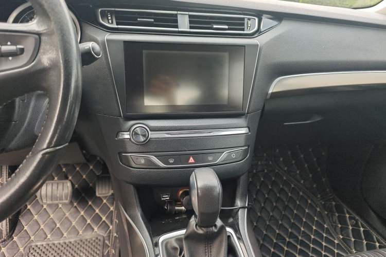 Used Peugeot 408 2014 1.8L Automatic Luxury Edition Audio And AC Panel