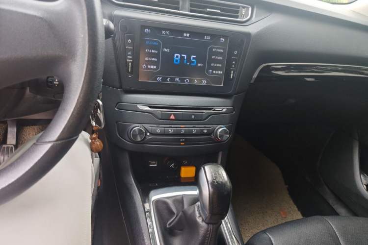 Used Peugeot 408 2014 1.8L Manual Leading Edition Audio And AC Panel