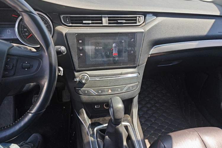 Used Peugeot 408 2014 1.8L Automatic Luxury Edition Audio And AC Panel
