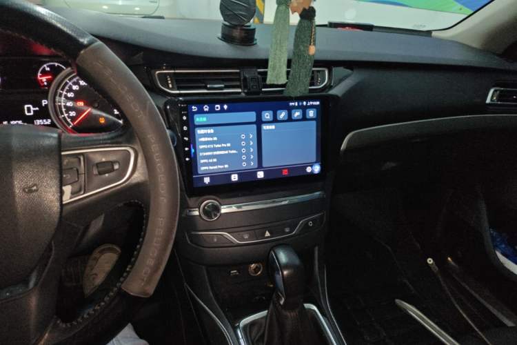 Used Peugeot 408 2014 1.8L Automatic Luxury Edition Audio And AC Panel