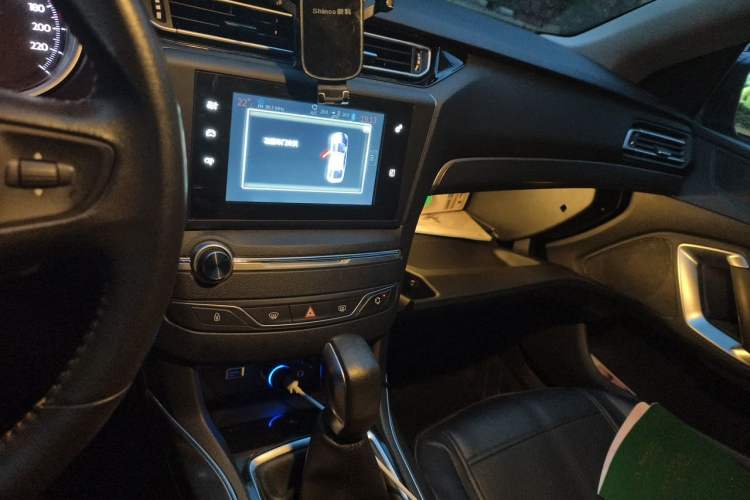 Used Peugeot 408 2014 1.8L Automatic Luxury Edition Audio And AC Panel