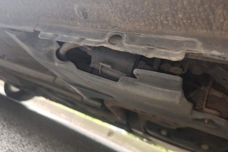 Used Peugeot 408 2014 1.8L Manual Leading Edition Chassis Rear Left