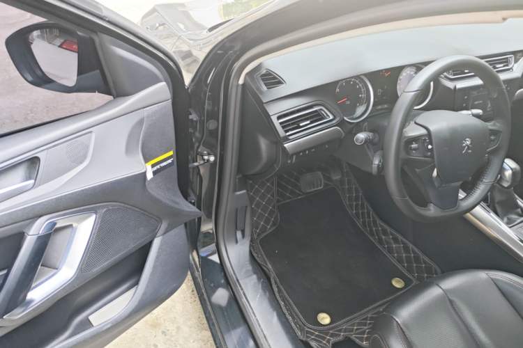 Used Peugeot 408 2014 1.8L Automatic Luxury Edition Driver Seat