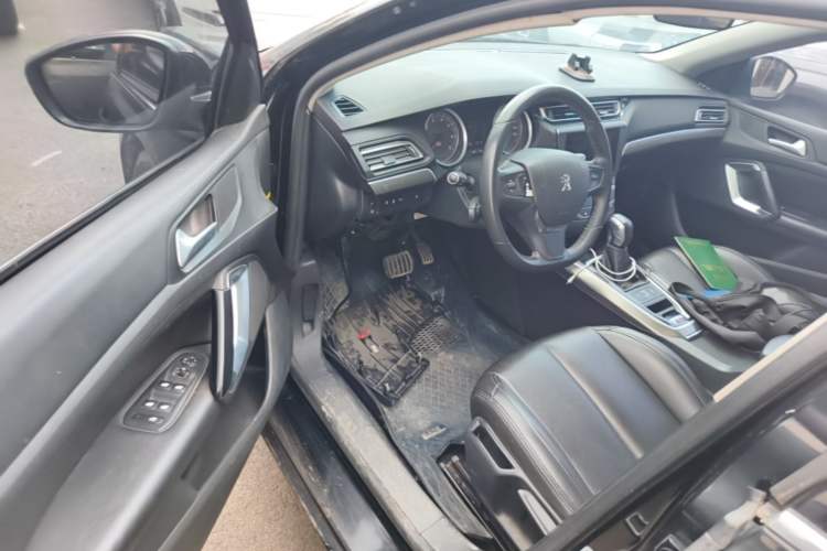Used Peugeot 408 2014 1.8L Automatic Luxury Edition Driver Seat