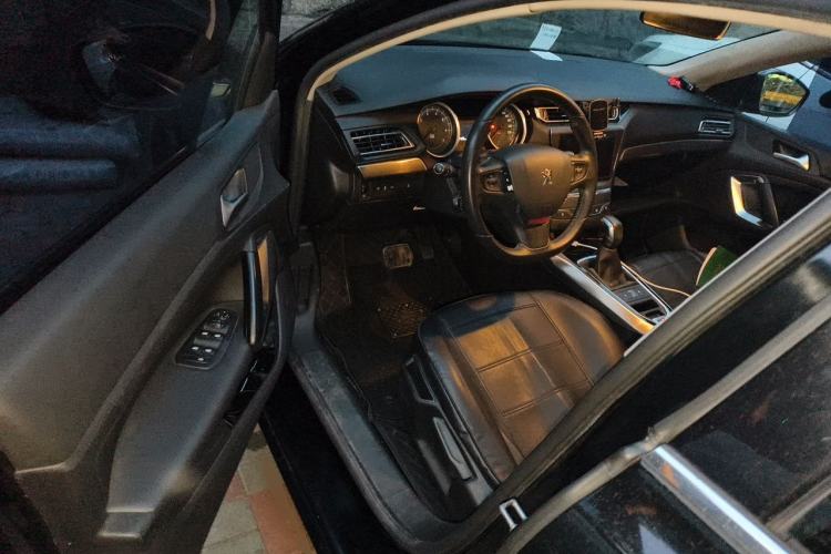 Used Peugeot 408 2014 1.8L Automatic Luxury Edition Driver Seat