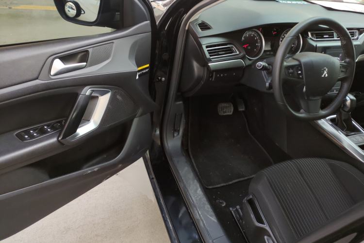 Used Peugeot 408 2014 1.8L Automatic Luxury Edition Driver Seat